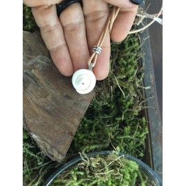 ⊹⊱✿ SHIVA MUSCHEL HALSBAND ✿⊰⊹ Schlangenlederoptik Kette Halsband unisex mit Natur Muschel und verschiebbare Knoten