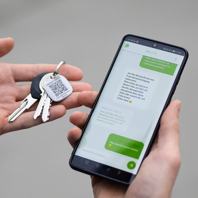 WERTSACHEN ABSICHERN: 1x Batterieloser QR-Code Anhänger inklusive App für Apple