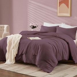 WRENSONGE King Size Comforter Set - 3 Pieces Deep Purple Comforter Prewashed Soft Lightweight for All Seasons,Fluffy Down Alternative Comforter King Size with 2 Pillow Shams