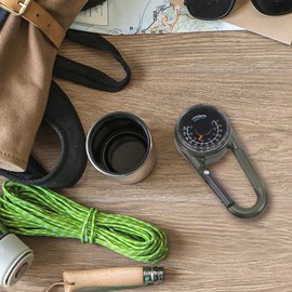 Kisangel Compact Carabiner Compass, Multi-Functional Hiking Keychain Zinc Alloy Survival Tool for Outdoor Adventures Camping Travel Daily Use