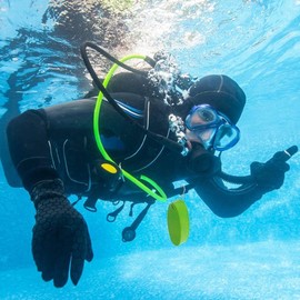 Blue floating Keychain,Marine Sailing Oval Key Chain Buoyant Keyrings,Float Keychain Floating Keychain for Fishing Surfing Sailing Outdoor Sports Sports Fan Key Chains Car Keychains Car Accessories