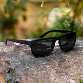 TIANYESY Polarized Stylish Sunglasses for Men ang Women - Fashionable Design Outdoor Sports