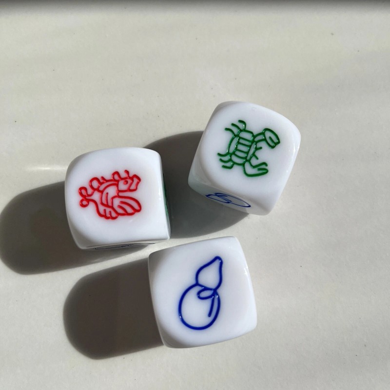 LHT Gourd Fish Shrimp Crab Dice Crown Anchor Game Chuck
