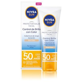 Protector Solar Facial NIVEA SUN Control Brillo Tono Claro, Cobertura de Larga Duración FPS 50+ 50ml