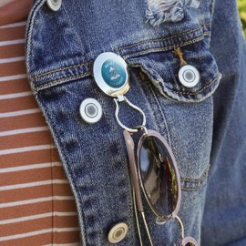 Mount Cleverest Everest Reading Book Funny Humor Magnetic Metal Eyeglass ID Badge Holder