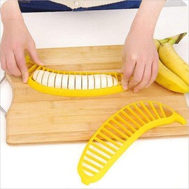 KIRALOVE Banana slicer - Size - Fruit cutter - Slicer - Plastic - Banana - Fruit - Cutter - Slices - Kitchen - Fruit - Random Color - Home - Accessories