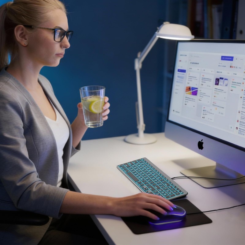 OMOTON Lighted Wired Keyboard for Mac, Large Print Backlit Keyboard
