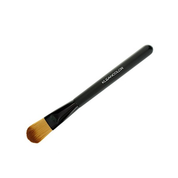 Foundation Brush by KleanColor