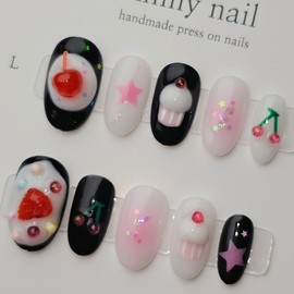 Cherry Cupcake [Handmade Nail Tip] Emily Nail - Medium Square / 체리컵케익 [수제네일팁] 에밀리네일 - 미듐스퀘어