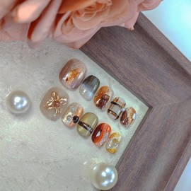 Short Square Press on Nails Handmade False Nails with 3D Designs/Charms, Cute Reusable Fake Stick on Acrylic Tips (Flower Golden, Small)