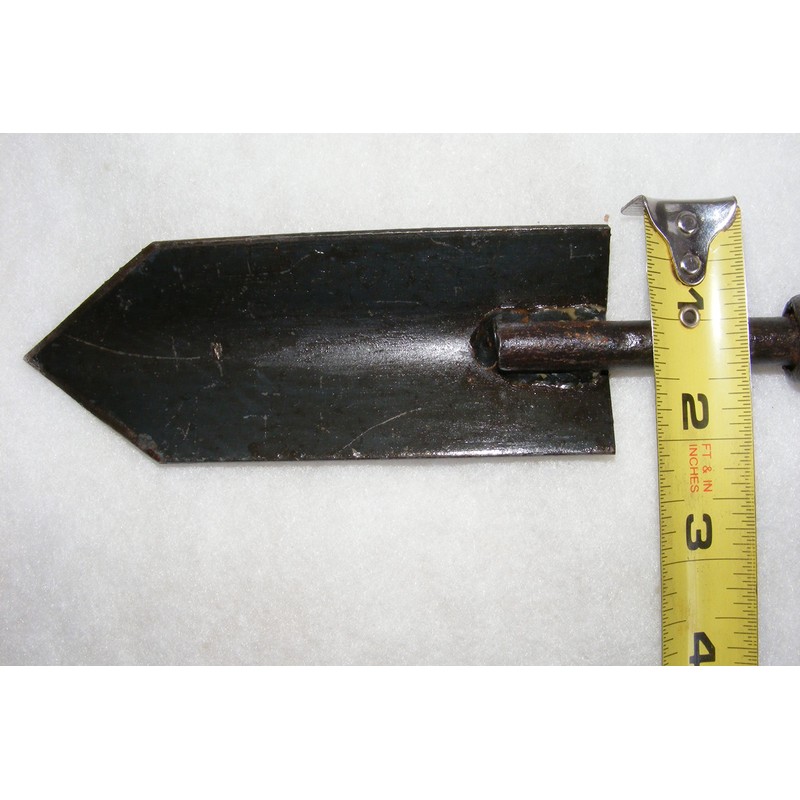 Narrow Blade Trapper's Trowel - 22"