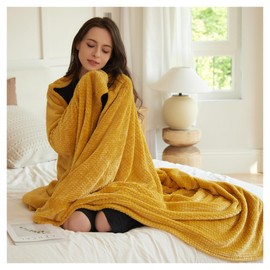 DaysU Throw Blanket for Couch Sofa Bed, Decorative Reversible Diamond Jacquard Fleece Blankets Fuzzy Soft Cozy Warm Micro Flannel Couch Blanket, Yellow, Throw(50"x60")