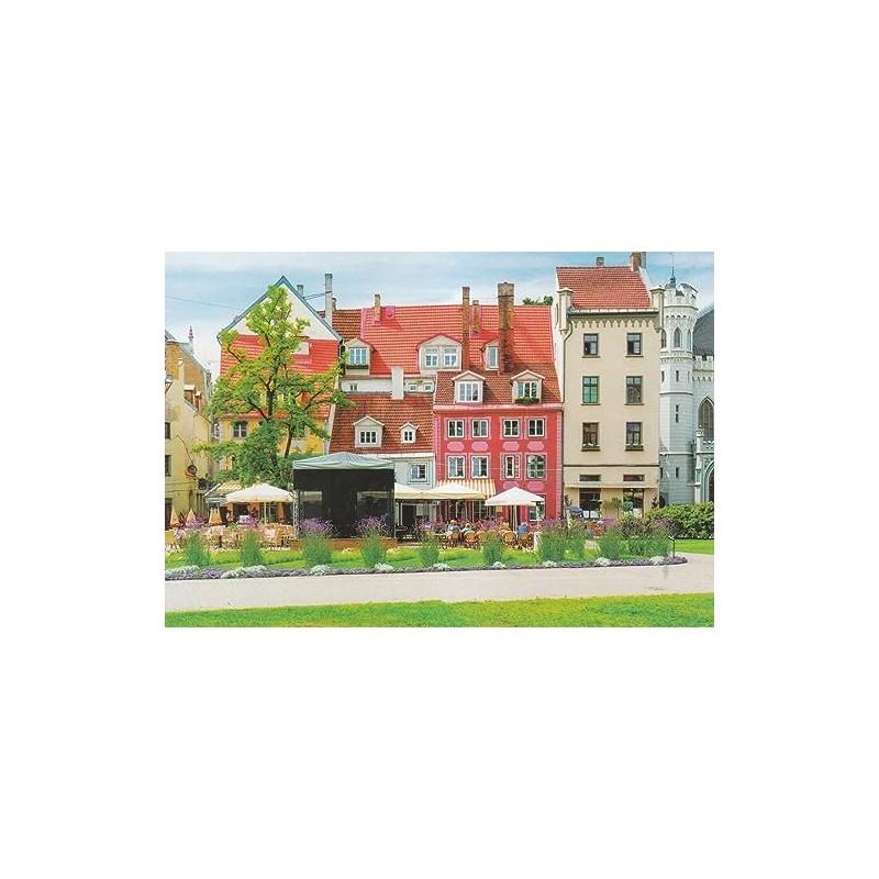 Pretty Café, Riga, Latvia 650 Piece Puzzle