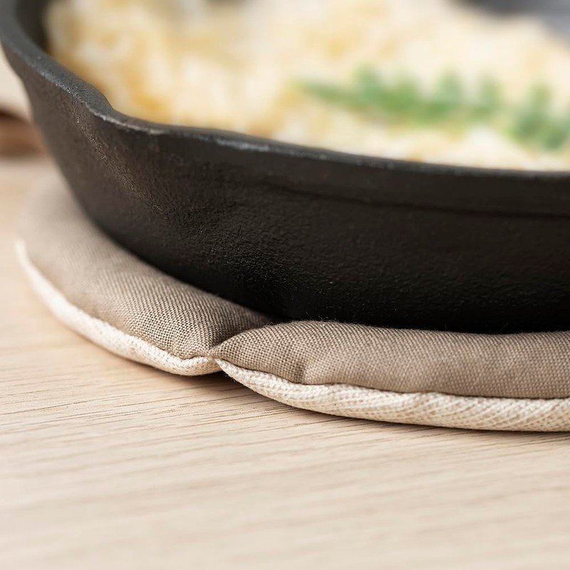 &NE NHK-226-NLBR Round Pot Holder, Natural Brown, Pot Holder, Staub