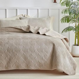 WARMDERN Ultrasonic Khaki Velvet Quilt Set Queen Size, Geometric Textured Weave Pattern Modern Quilt Bedding Set, 3 Piece Soft Microfiber Taupe Bedspreads Coverlet for All Season, Khaki, 90x96 inches