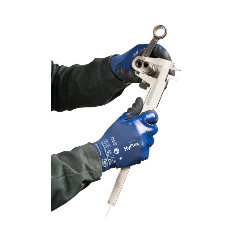 Ansell HyFlex 11-925 Oil-Resistant Work Gloves, Non-Slip Nitrile Coating, Waterproof