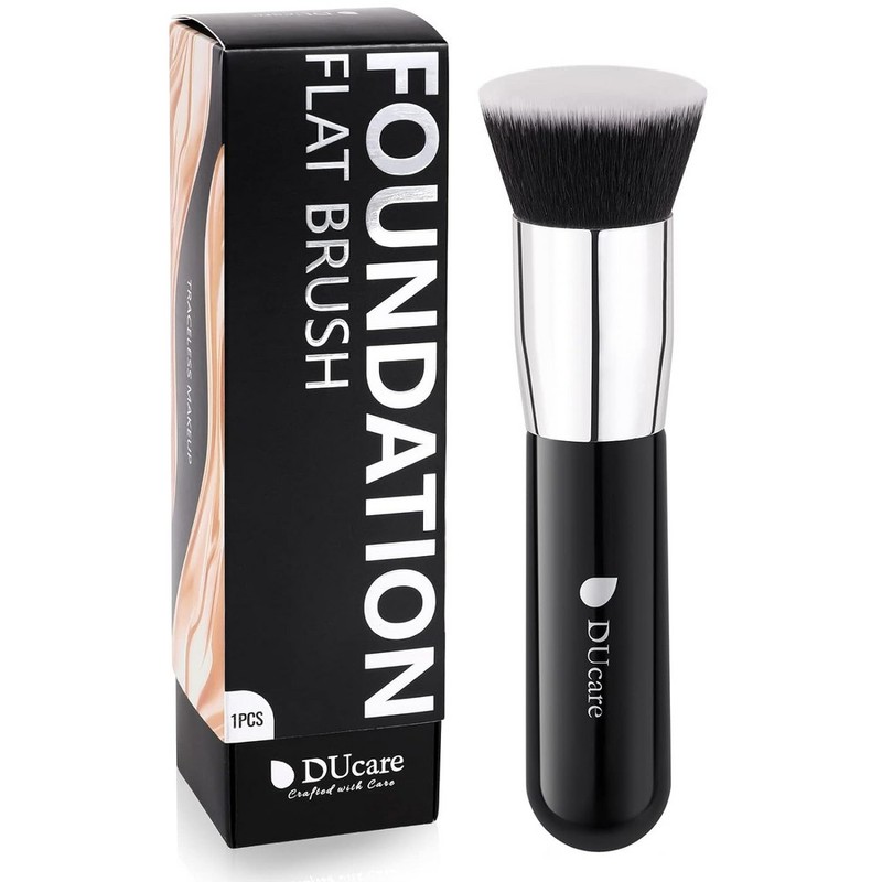 Partner_Reference 1 x DUcare Foundation Brush Flat Kabuki Self-Tanning Brush