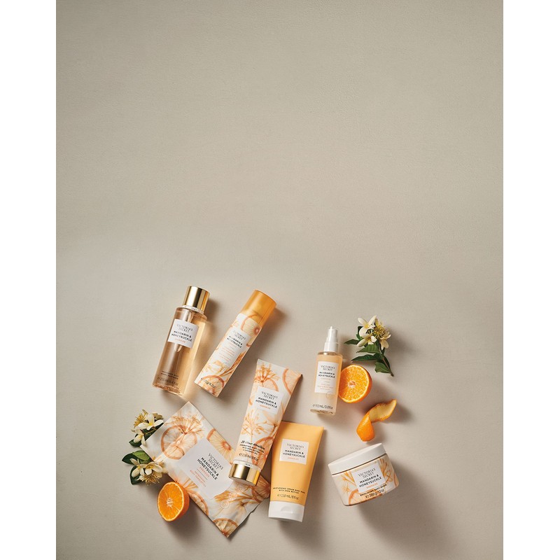 Victoria's Secret Natural Beauty Mandarin & Honeysuckle 8.4oz Mist