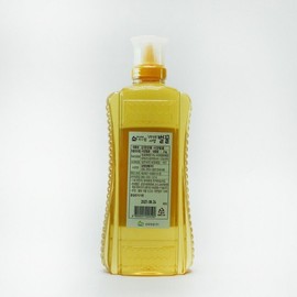 강원양봉 사양벌꿀 대용량 튜브꿀 2kg Gangwon Beekeeping Honeycomb Honey 2kg Tube Honey