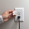 Qdos Safety StayPut Single Outlet Plug Cover | White |
