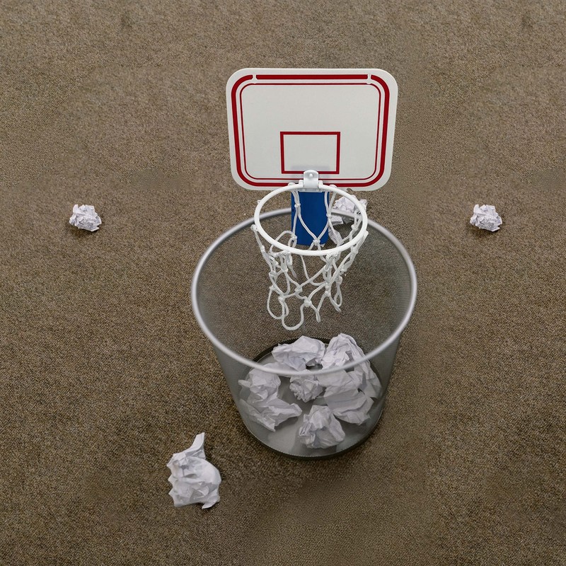 Jaegvida - Mini aro de baloncesto para basura, clip para