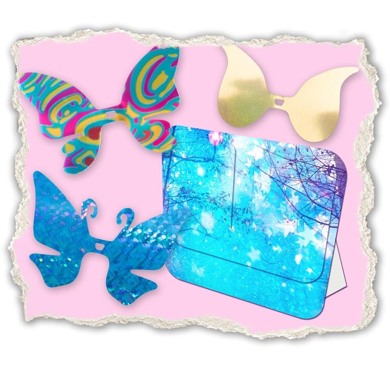 Winx Club Flora Magic Reveal Doll Interchangeable Wings