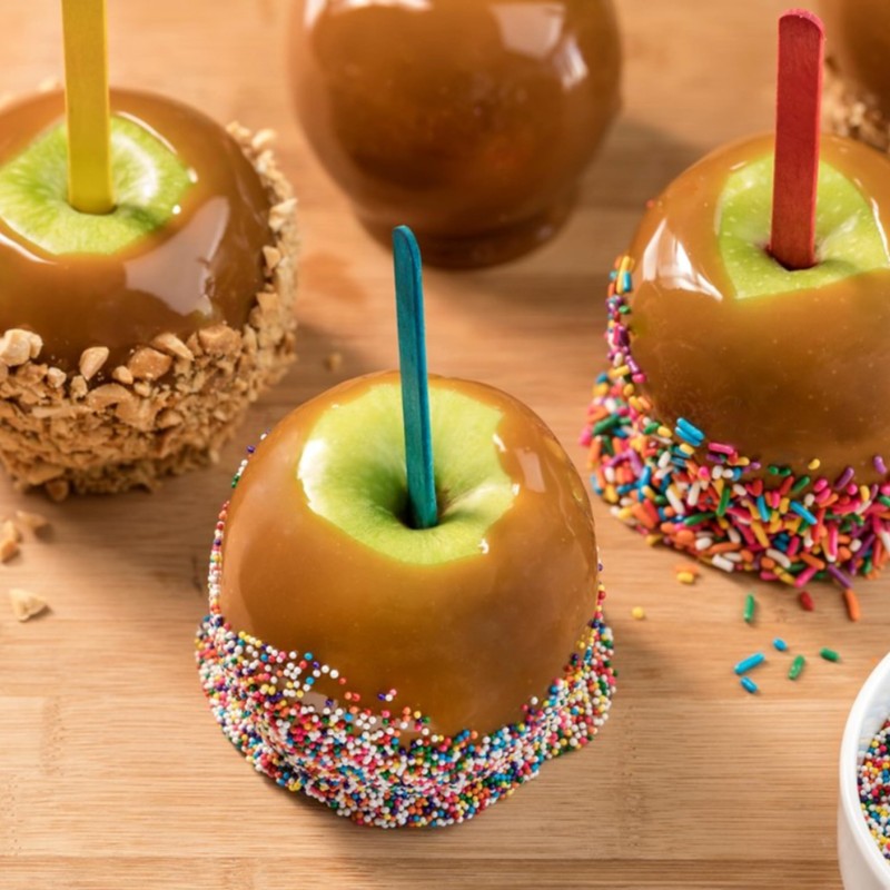 Concord Foods Caramel Apple Kit: Fall Favorite Treat - Indulge