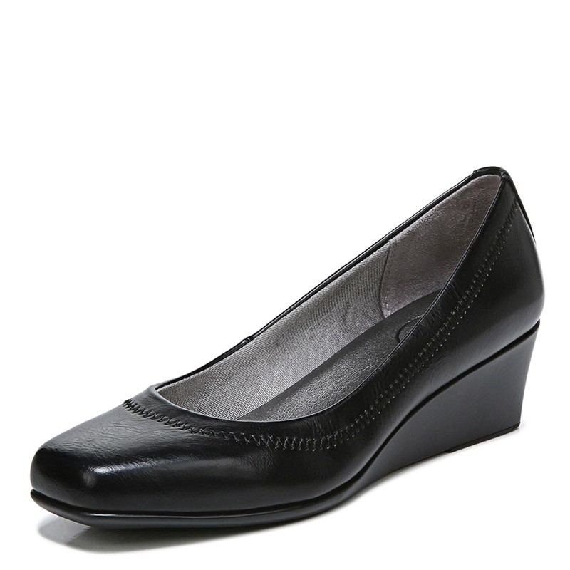 LifeStride Women's Groovy Wedge Pump, black, 8 W US