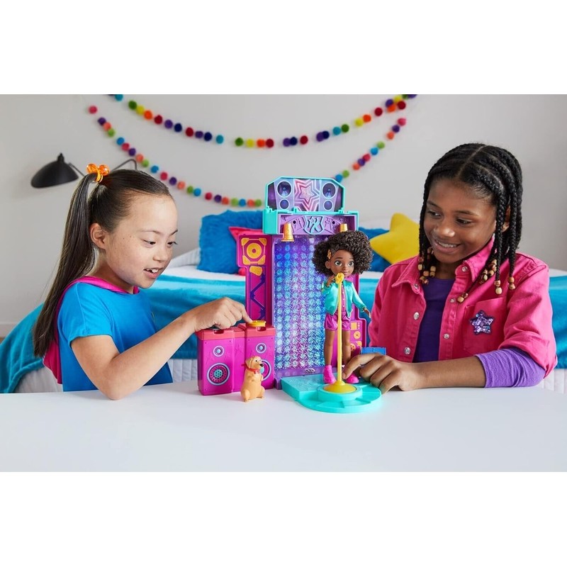 Mattel Karma's World Transforming Musical Star Stage Playset