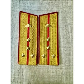 ceremonial shoulder straps of a tank battalion commander. New. Original