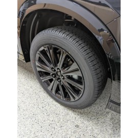 V-LUX AUTO Lexus Wheel Nut Covers / Lug Nut Covers for all Models - Glossy Black