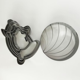 Heluok 4 Inch Concha Cutter Mexican Bread Mold with 5 Sizes Piggy Cookie Cutters, Stainless Steel Molde Para Hacer Conchas De Pan, Metal Concha Shell Stamp and Pig Cookie Cutter Set