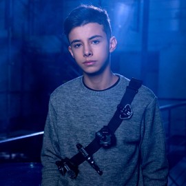 SpyX / Micro Gear Set - 4 Real Spy Toys Kit + Adjustable Belt for Spy Kids Role Play. Junior Secret Agent / Detective / Ninja Toy Gadgets Set for Boys & Girls