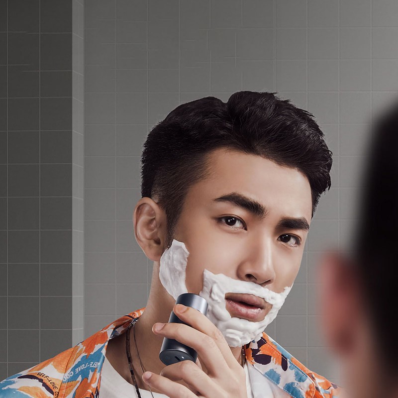Men Electric Trimmer Rechargeable Portable Lightweight Intelligent Sensor Beard Cutting