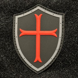 Toppa tattica militare Cavalieri Cavalieri Cavalieri Crociato 3D PVC resistente Sistema di fissaggio Gancio e Passante Spilla Templari per Zaino Airsoft Survival Outdoor CrossFit
