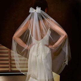Wisafory Bridal Veil with Bow Pearls Wedding Bridal Veil Short Wedding Veil with Hair Comb Double Layer Elegant Tulle Hair Bow Pearl Veil Hair Accessories 100 x 160 cm, beige