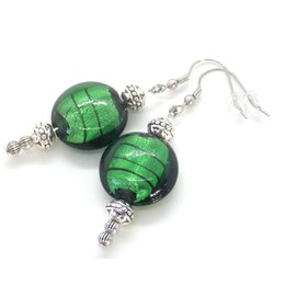 Handmade earrings in flat green lampwork glass beads and silver-plated brass, vintage style, French craftsmanship