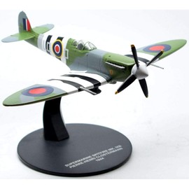 atlas editions Supermarine Spitfire MK1XB Pierre Henri Clostermann 1944 WW11 aircraft 1:72 scale diecast model