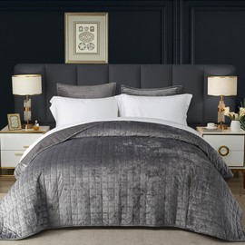 Eazlyin Velvet Quilt King Size, Lightweight Velvet Bedding Set, Soft Quilt Sets Bedspread Cozy Coverlet Thin Comforter Quilted Blanket for All Season, 1 Quilt 104x90 inches, 2 Pillowcases -Gray