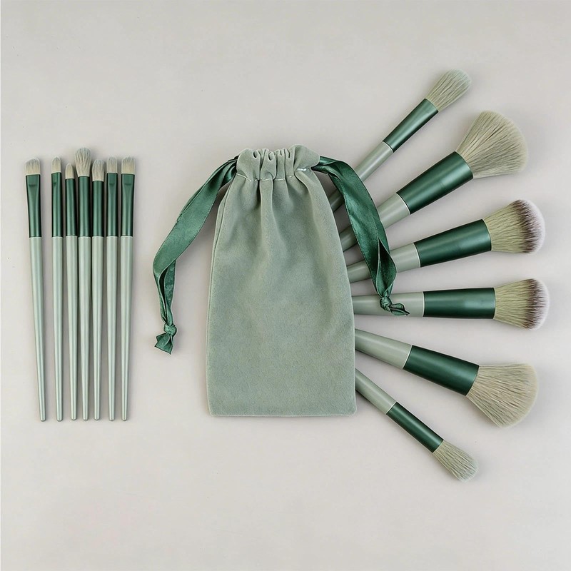 13 Piece Vegan Synthetic Makeup Brush Set No-Shed with Green