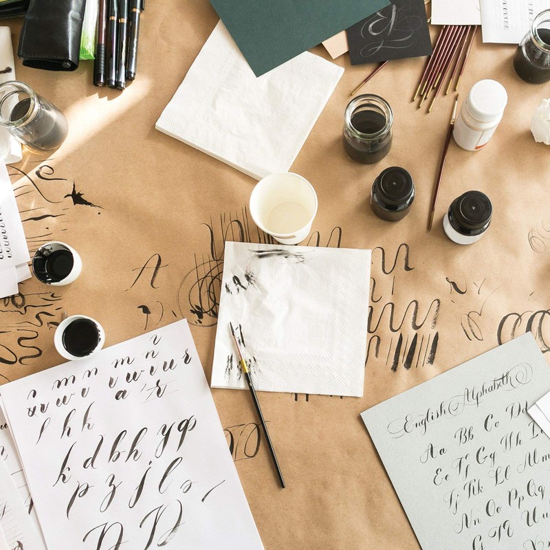 Aladine Writer's Feather Quill Set with Ink in Black