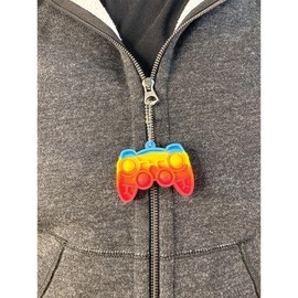 Raymond Geddes Game Controller Pop N Backpack Buddy Key Chain (Pack of 24) – Attach Fidget Poppers to Backpack, Key Chain, and More