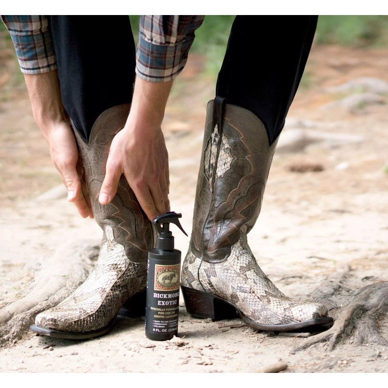 Bickmore Exotic Leather Spray 8 oz Clean Condition Protect Reptile