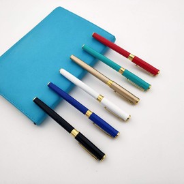 Accod Metal Rollerball Pen Signature Pen Office Ballpoint Pen with Two 0.5mm Black Refills Nice Gift for Family Friends and Colleagues (Gold)