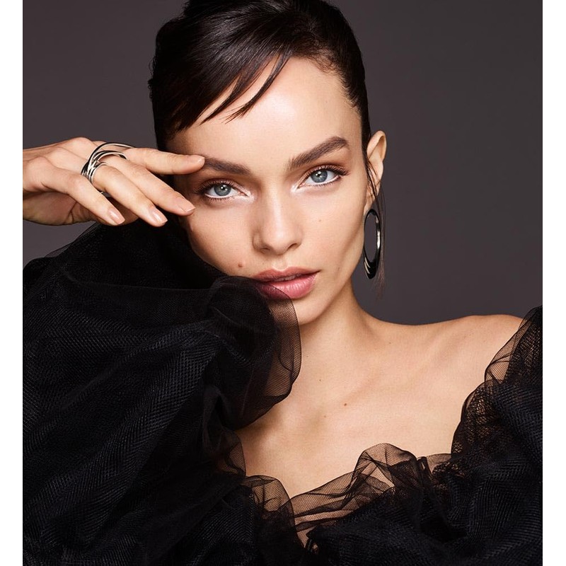 L'Oréal Paris Waterproof Eyeliner with Gel Formula and Integrated Sponge