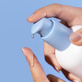 Strengthening Shampoo - Deep Cleansing and Care - Controls Frizz - Shine and Softness - 300 ml, Vegan - For All Hair Types - Hair Care Seriously Good Shampoo - Glow Filter by Marta Lozano