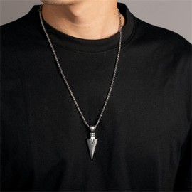 Arrow Spearpoint Arrowhead Pendant Necklace for Women Men Gothic Punk Cool Spike Minimalist Chain Necklace for Rock Hip Hop Party Jewelry Gifts (Silver)