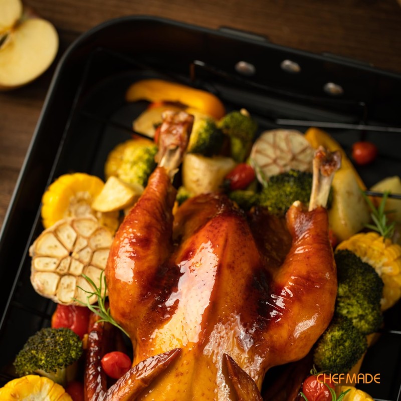 CHEFMADE Roasting Pan, 16-Inch Non-Stick Turkey Roaster Lasagna Pan with