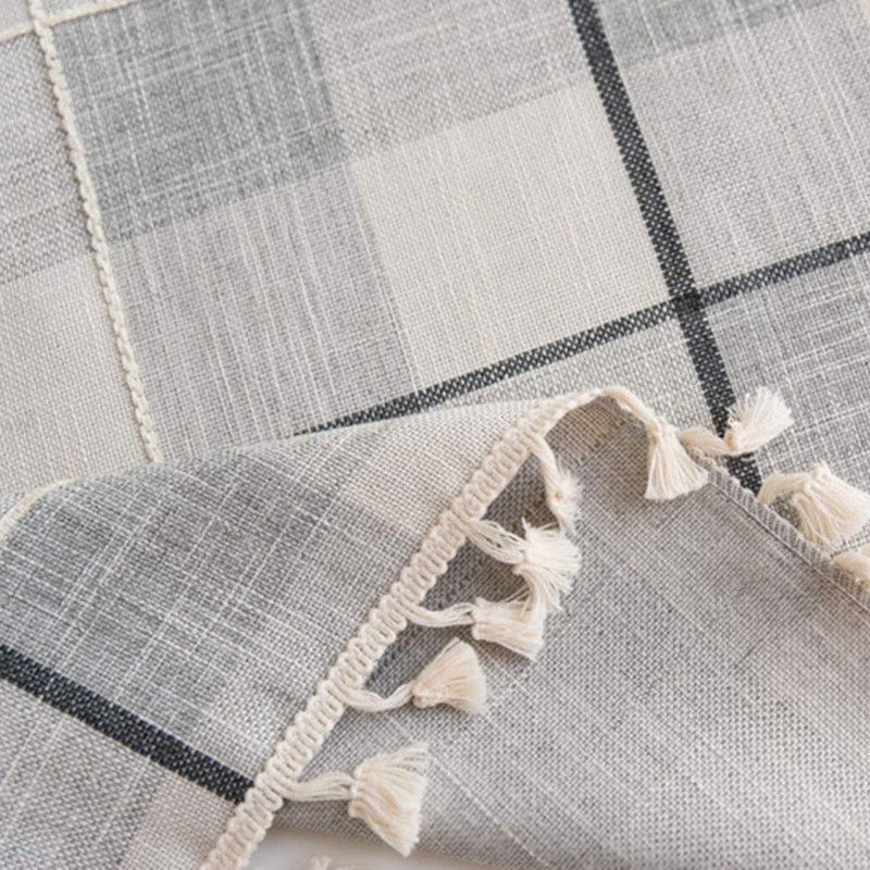 Dimatic Heavy Weight Cotton Linen Tablecloth, Plaid Tassel Round Table