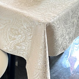 ZIWUROAD 70"x140" Jacquard Fabric Tablecloth, Waterproof Table Cloth Rectangle Table, Heavy Weight Large Dining Table Cover for Dining Room, Wedding, Parties - Milky White